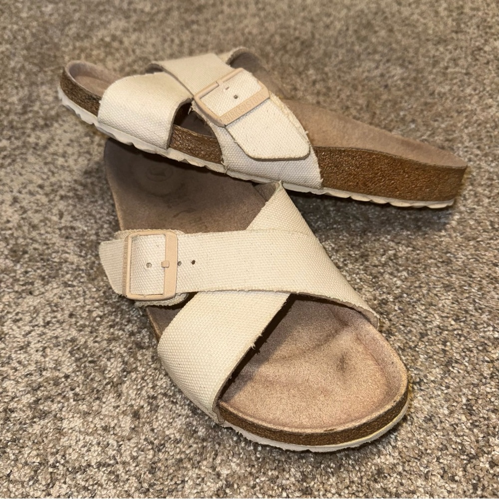 Birkenstock Cream Vegan Siena Sandals Minimalist Cross-Strap Design Eggshell